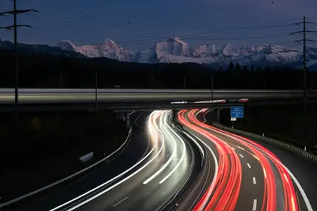 Autostrăzile din Elveția: cumpărarea vinietei în 2026 simplu și rapid