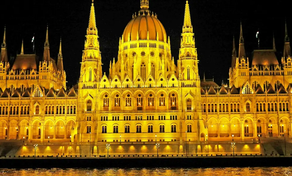 Convenient travel in Hungary: destinations accessible via motorway with an e-vignette