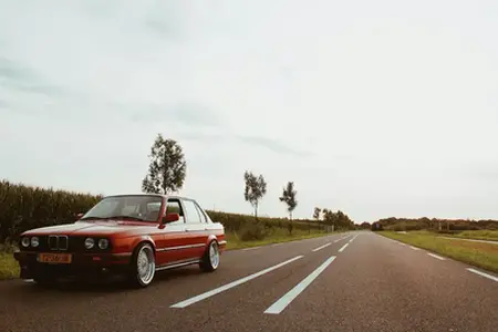 Vidéo&nbsp;: Une autre remise surprise sur l'autoroute Moldava&nbsp;: "Ils ont incroyablement rattrapé leur retard" / Pendant ce temps, un autre tronçon où...
